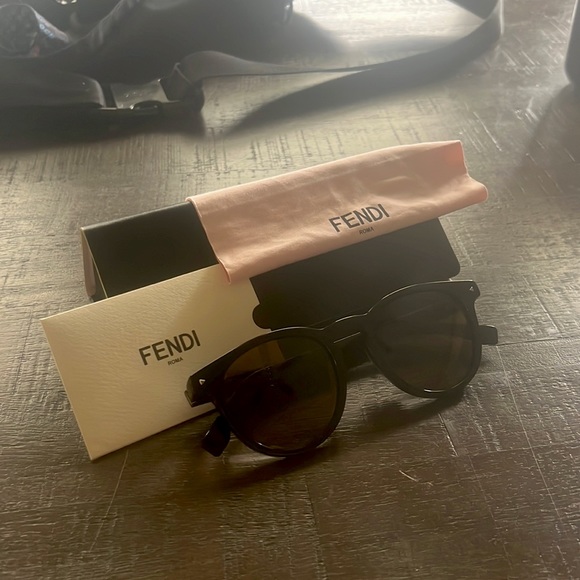 Fendi Black Sunglasses with Brown Lenses, FF M0001/S 807/70 - Picture 2 of 10
